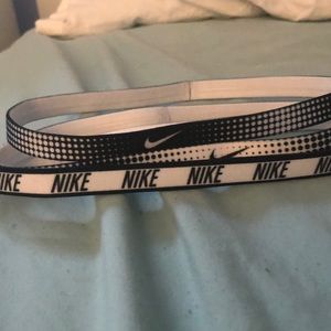3 Nike headbands